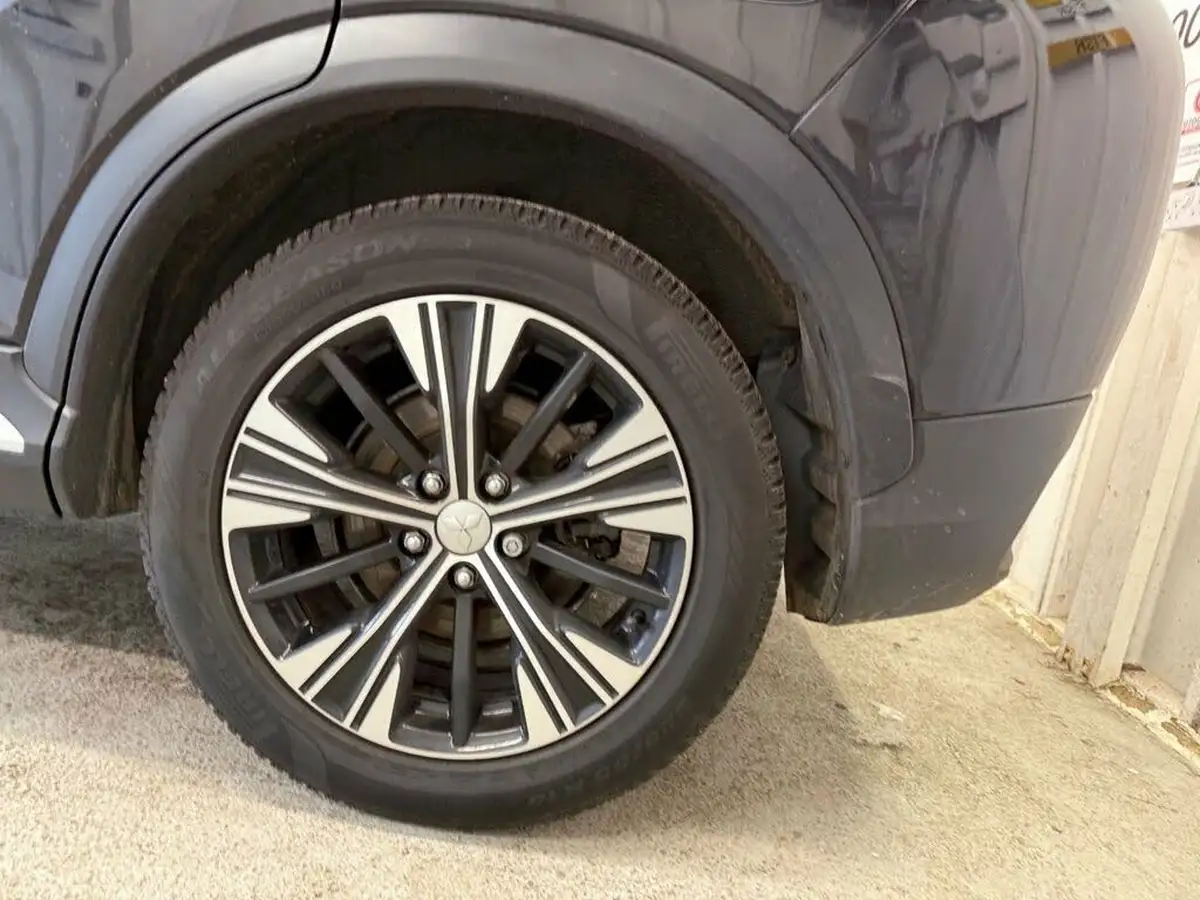 2018-mitsubishi-eclipse-cross-15-4-auto-big-27