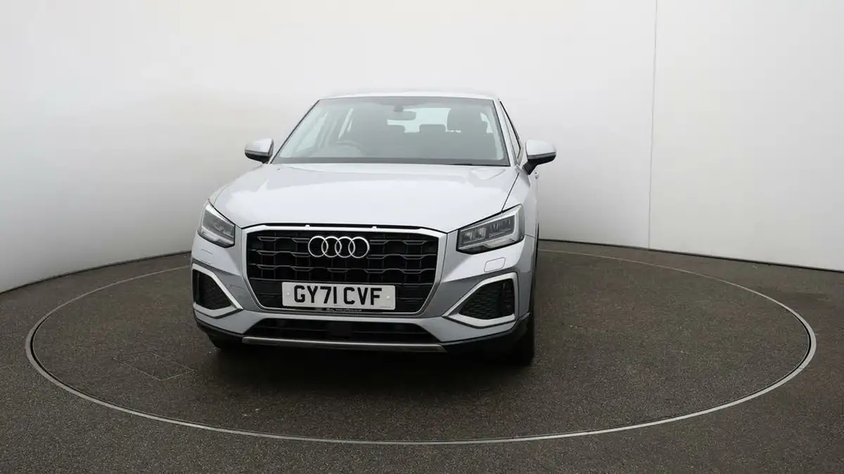 2021-audi-q2-10-30-tfsi-sport-big-31