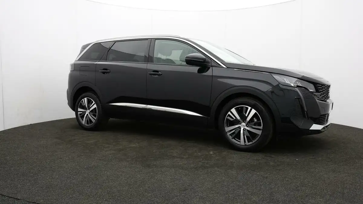 2021-peugeot-5008-suv-12-puretech-allure-big-38