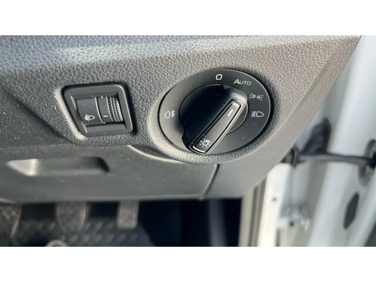 2020-skoda-kamiq-15-tsi-se-big-32