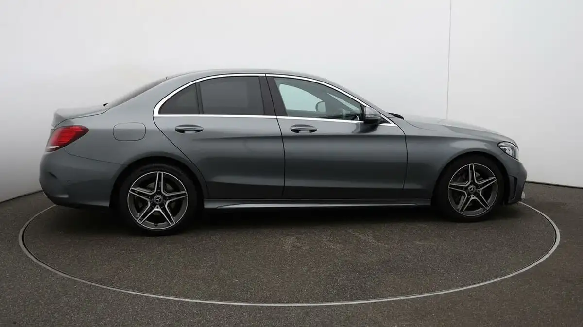 2019-mercedes-benz-c-class-20d-c300d-amg-line-245ps-ss-saloon-4d-big-41