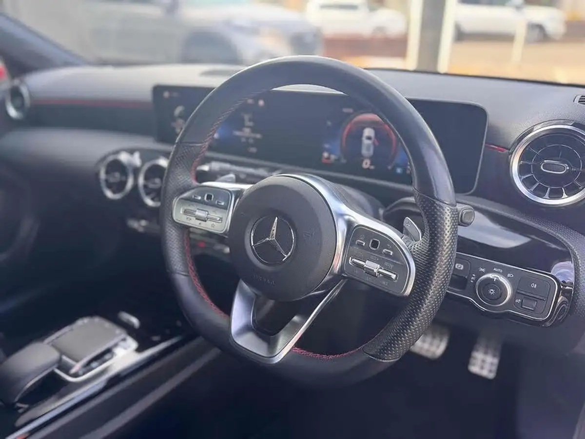 2019-mercedes-benz-a-class-13-a200-amg-line-executive-hatchback-5d-7g-dct-big-15