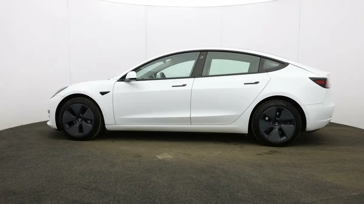 2021-tesla-model-3-e-standard-plus-big-61