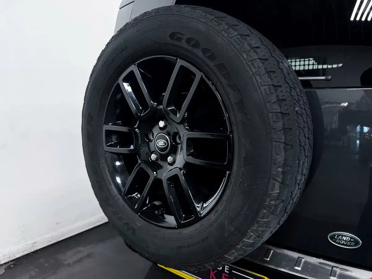 2021-land-rover-90-defender-30-d200-hard-top-standard-90-big-9