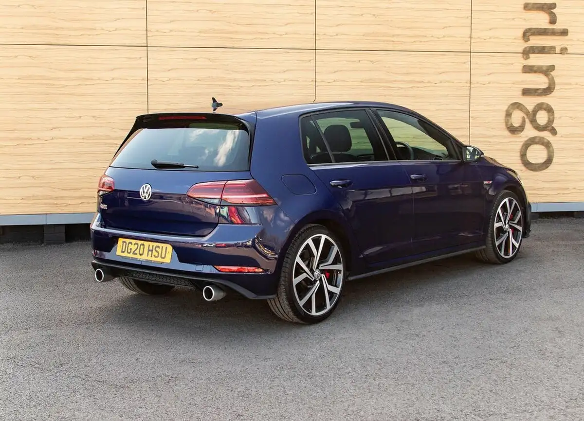 2020-volkswagen-golf-20-tsi-gti-performance-5d-dsg-big-2