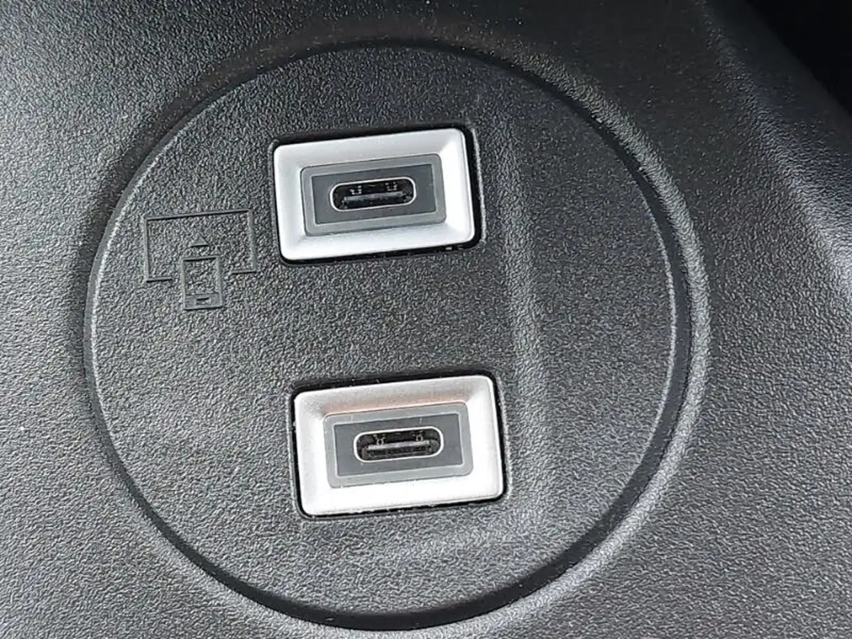 2024-peugeot-partner-15-bluehdi-professional-100pseu6d-big-12