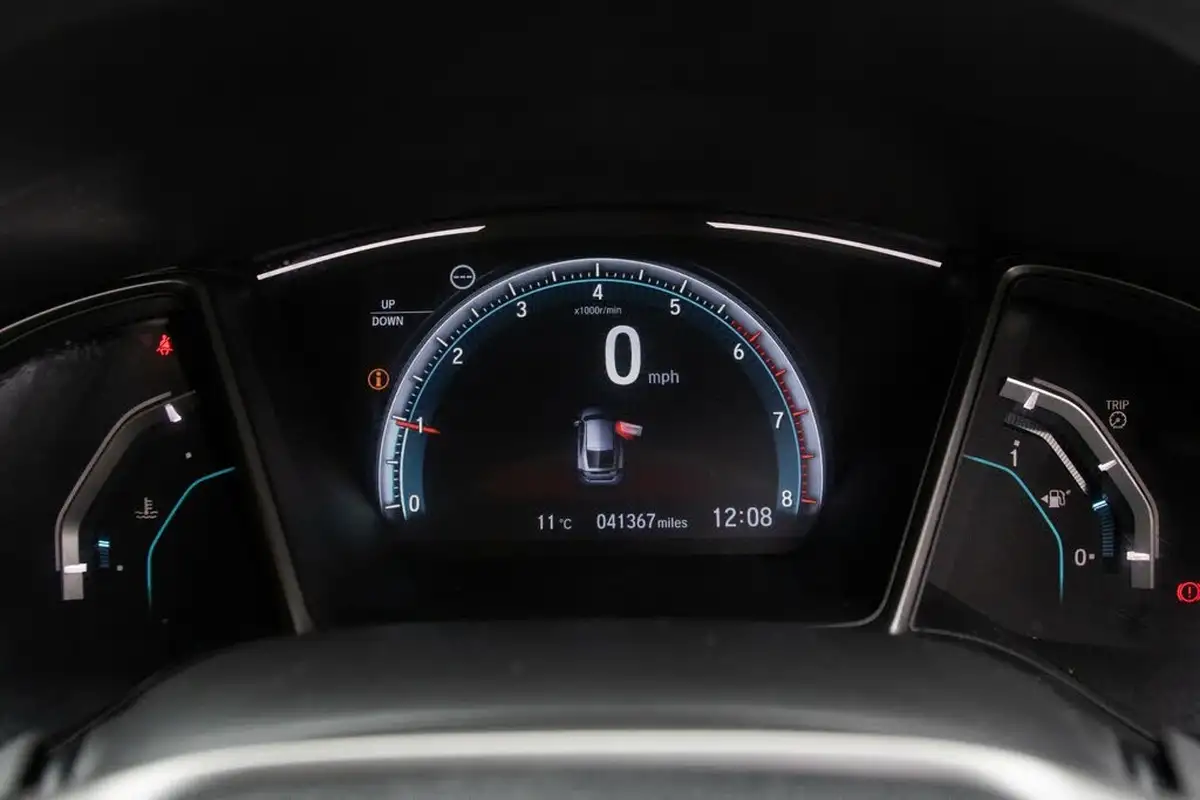 2020-honda-civic-10-vtec-turbo-ex-ss-hatchback-5d-big-14