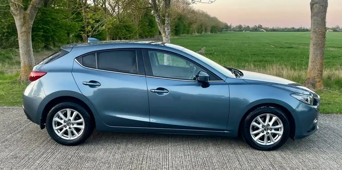 2014-mazda-mazda3-20-se-l-nav-hatchback-5d-big-22