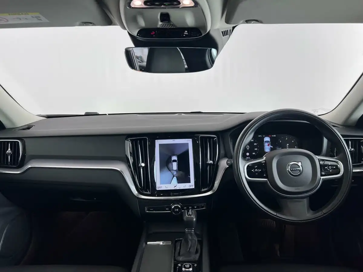 2019-volvo-v60-20td-d4-momentum-plus-geartronic-big-15