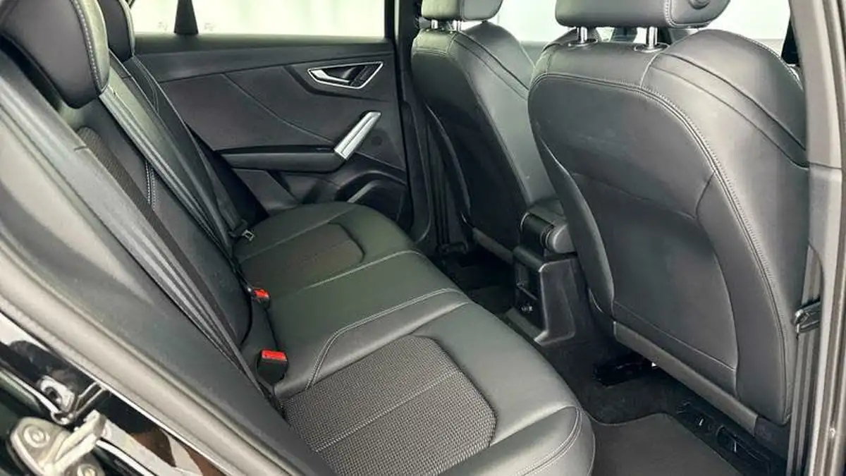 2024-audi-q2-10-30-tfsi-s-line-116ps-big-21