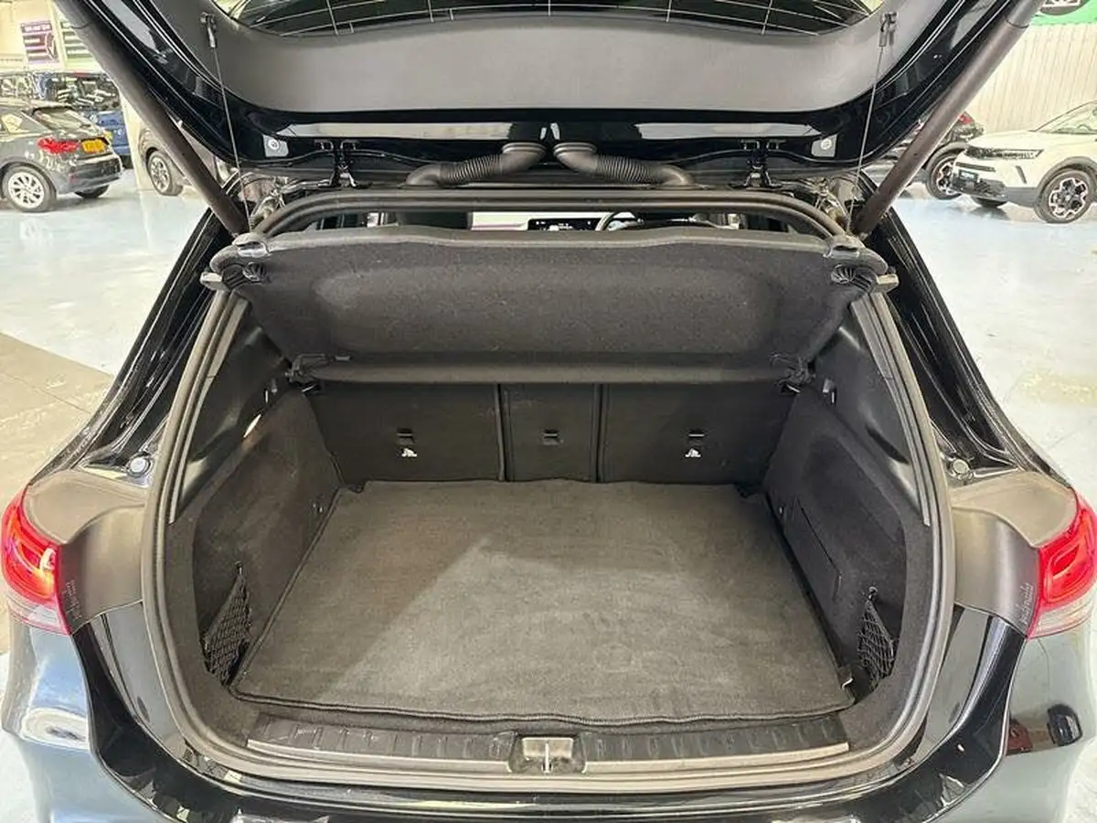 2021-mercedes-benz-gla-class-20d-gla-220d-amg-line-premium-plus-big-7