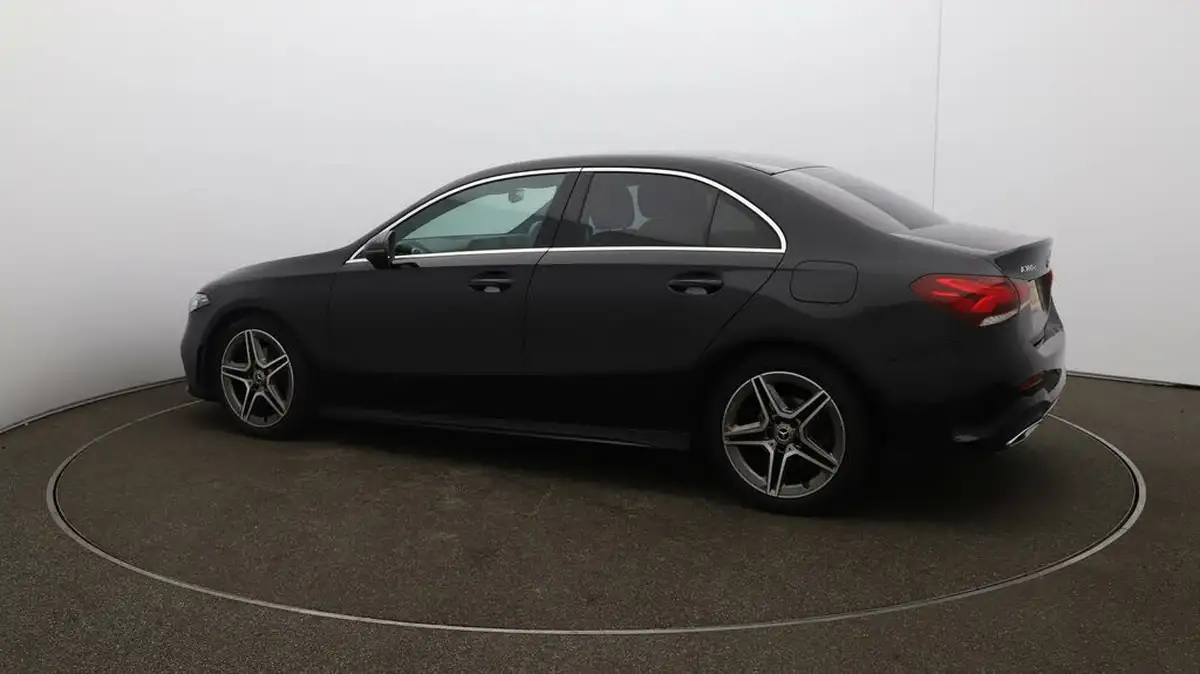 2020-mercedes-benz-a-class-15d-a180d-amg-line-saloon-4d-7g-dct-big-38