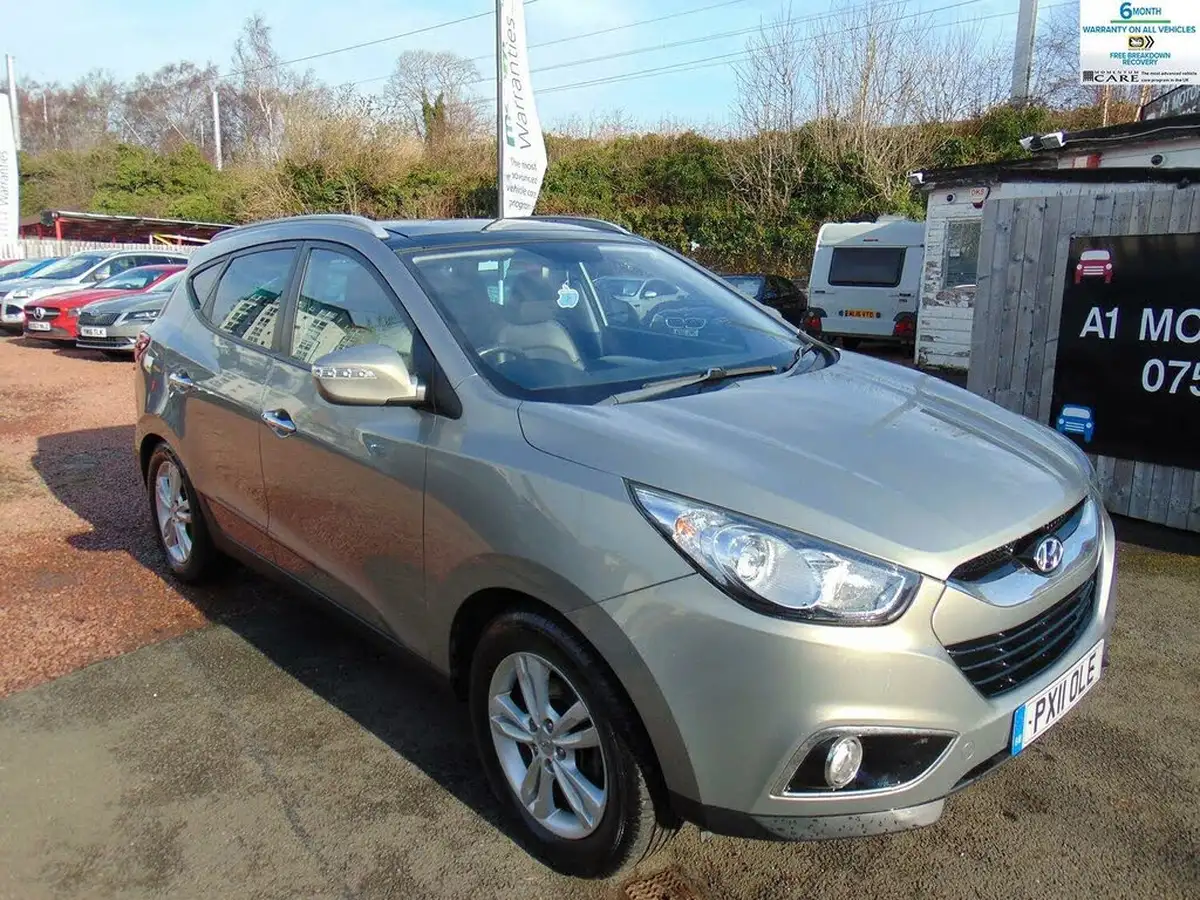 2011-hyundai-ix35-17td-premium-big-2