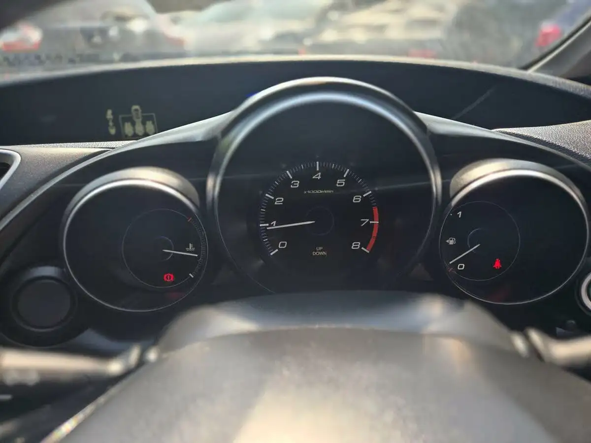 2016-honda-civic-14-i-vtec-sport-big-16