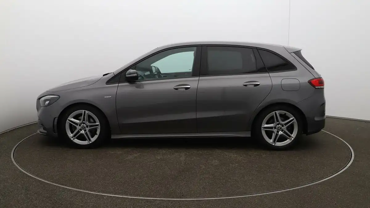 2021-mercedes-benz-b-class-13-b200-amg-line-premium-edition-big-56