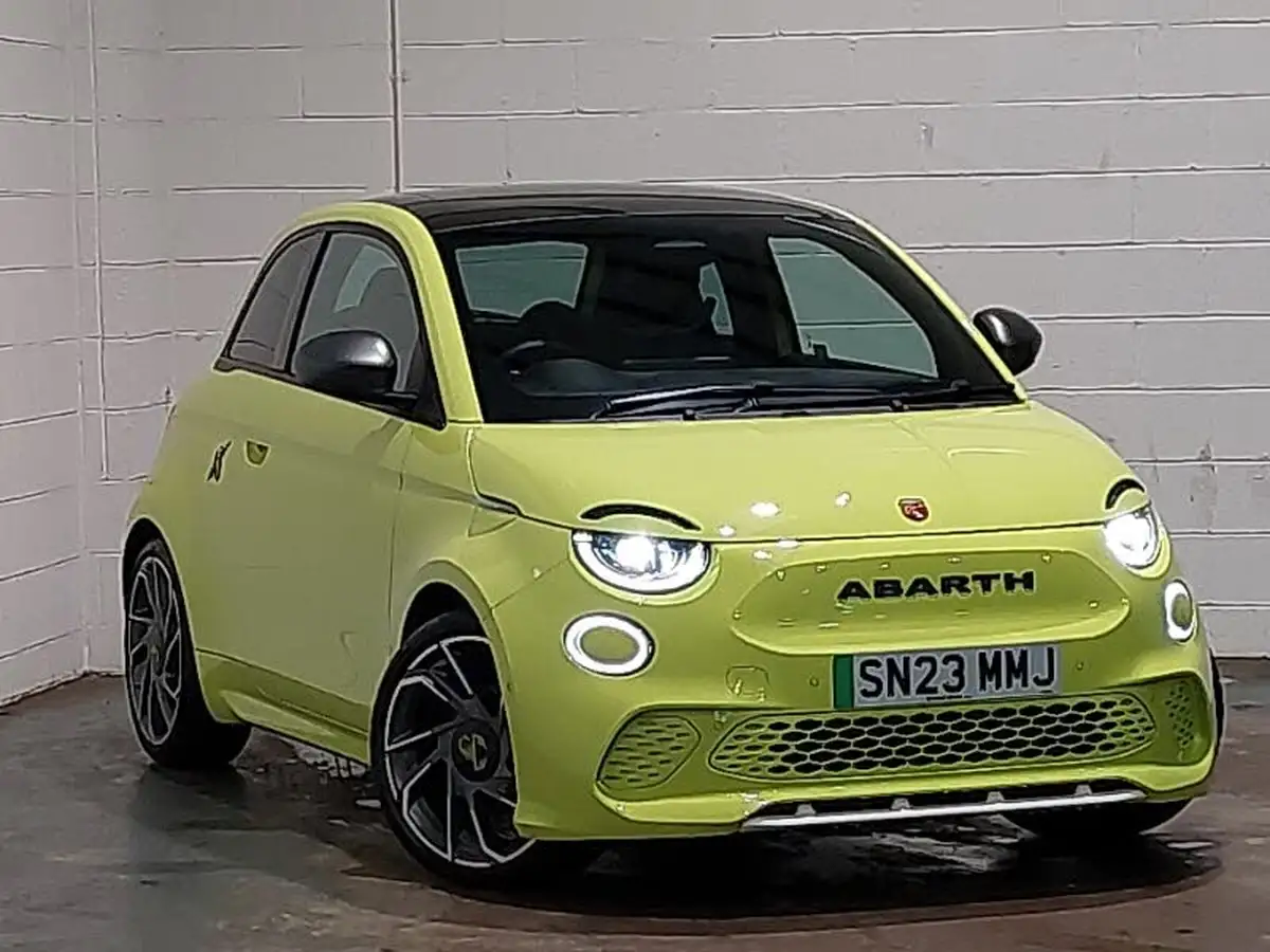 2023-abarth-500-e-500e-turismo-big-0