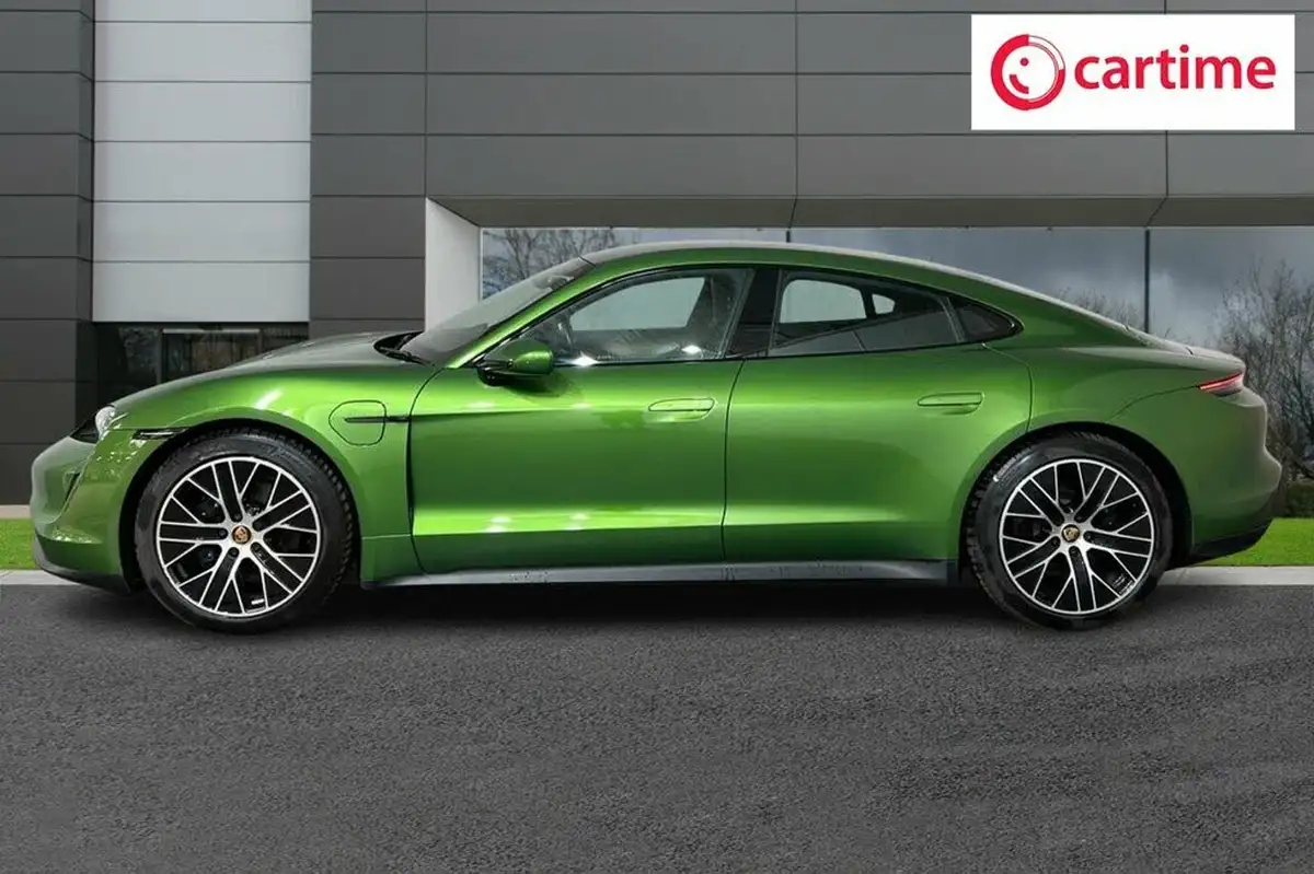 2021-porsche-taycan-e-4s-571ps-performance-battery-plus-big-2