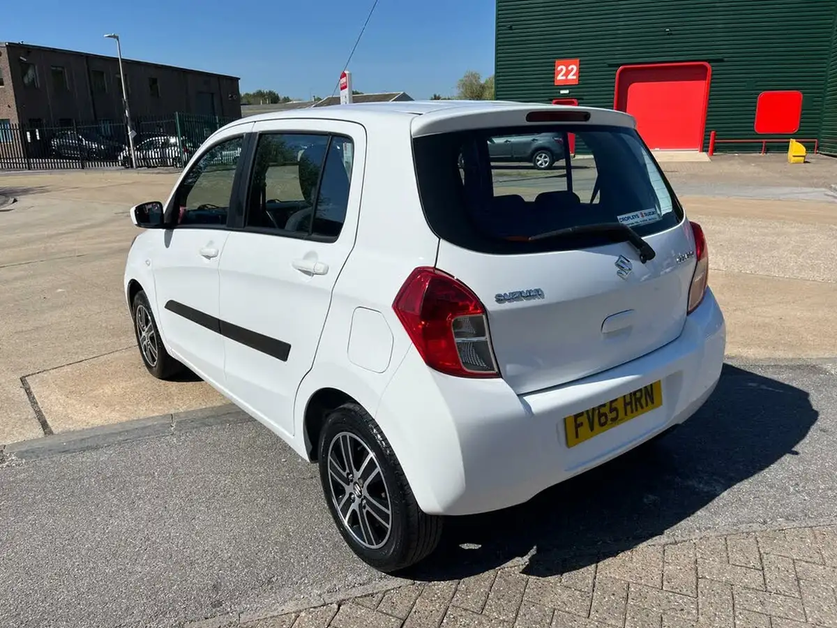 2015-suzuki-celerio-10-sz4-ags-big-3