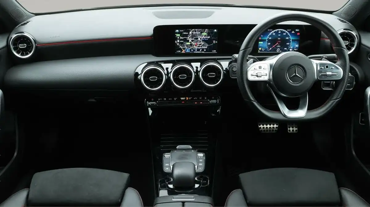 2021-mercedes-benz-a-class-13-a250e-amg-line-hatchback-5d-big-13
