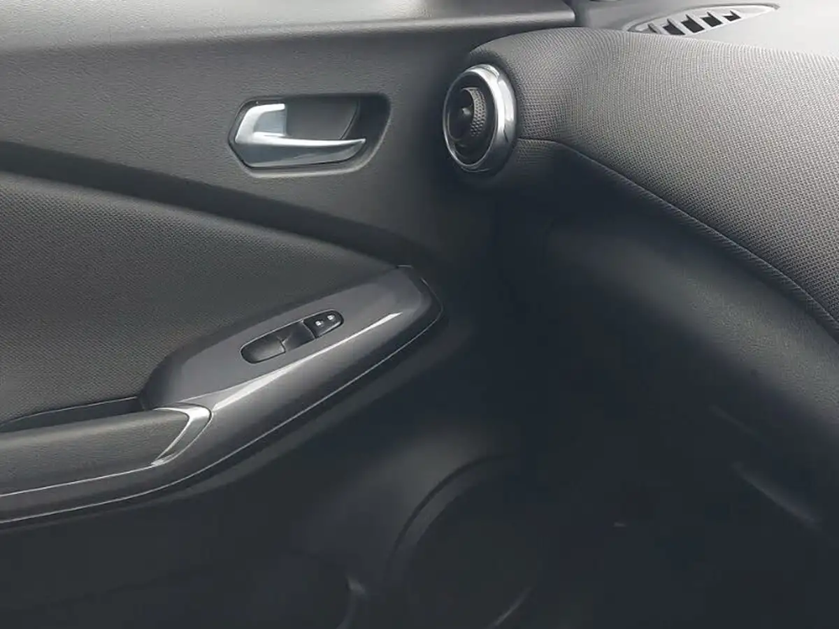 2022-nissan-juke-10-dig-t-acenta-big-12