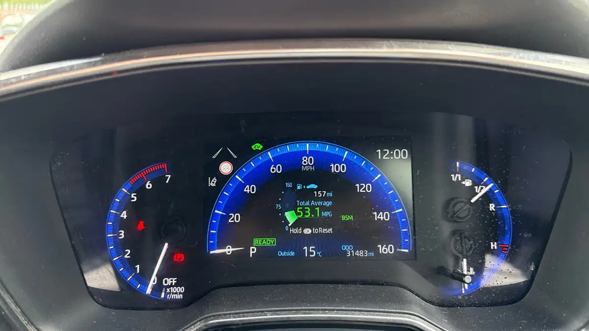 2021-suzuki-swace-18-sz5-big-12