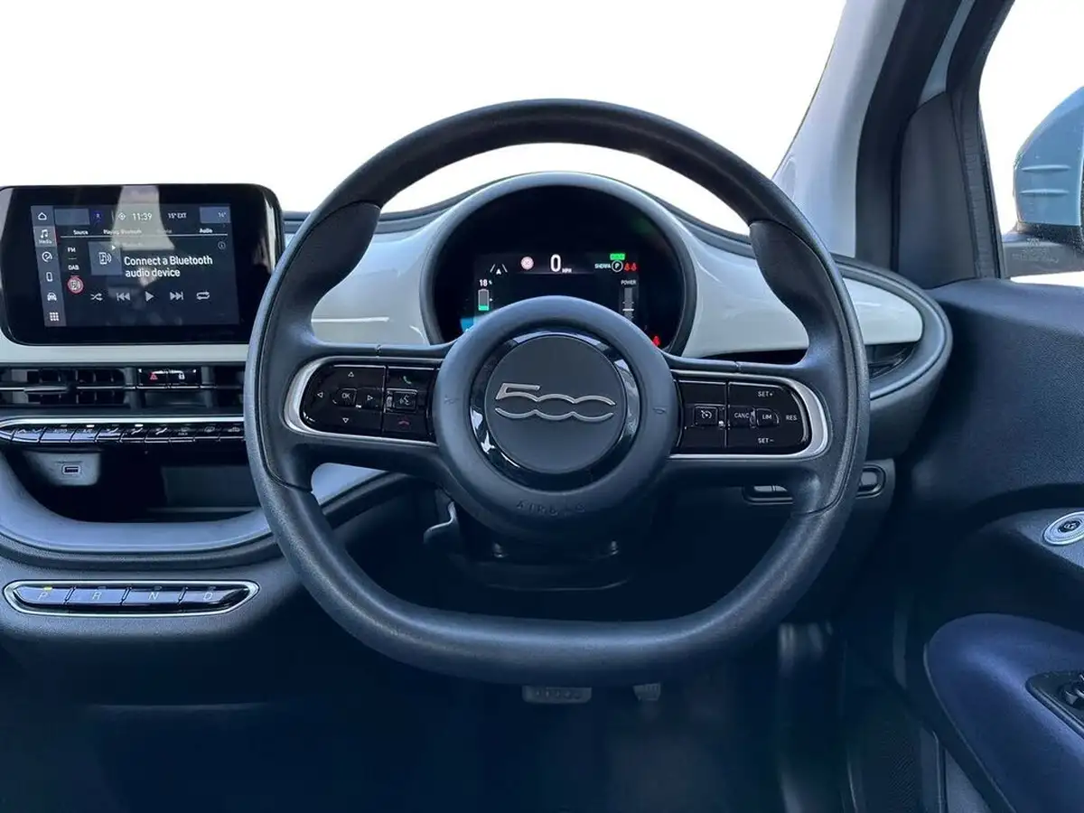 2021-fiat-500-e-passion-big-16