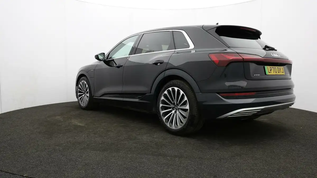 2021-audi-e-tron-50e-sport-station-wagon-big-68