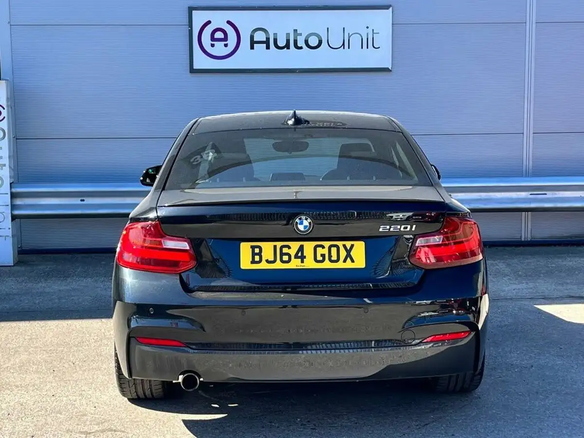 2014-bmw-2-series-20-220i-m-sport-coupe-2d-big-4