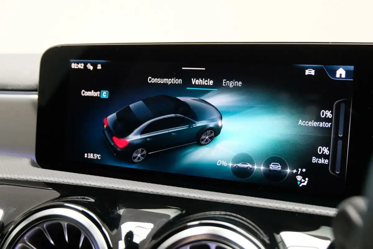 2023-mercedes-benz-a-class-big-37
