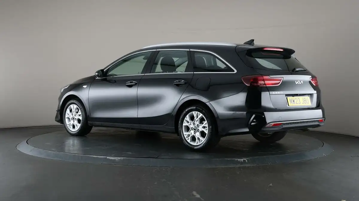 2023-kia-ceed-15-t-gdi-2-158bhp-sportswagon-big-65