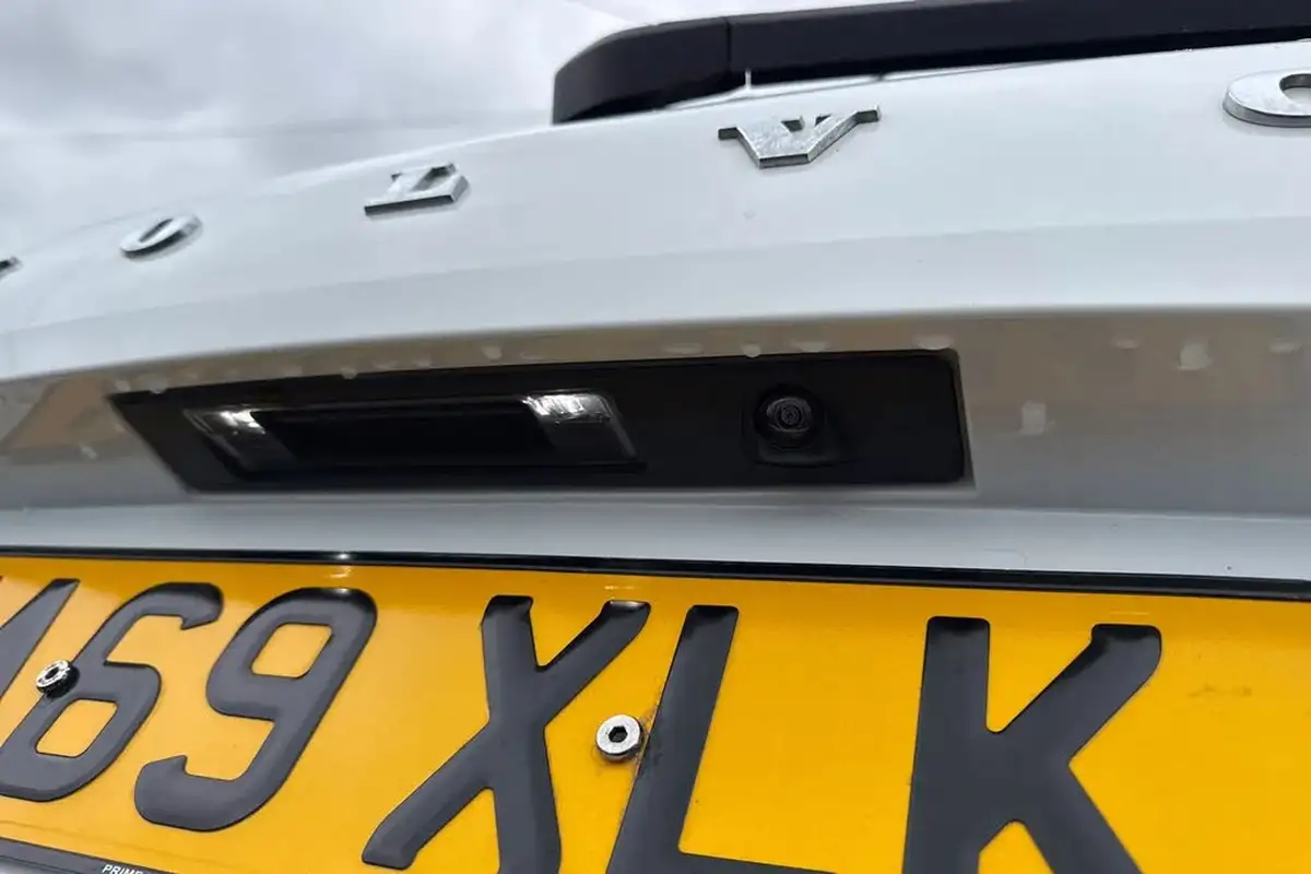 2019-volvo-xc60-20-t4-edition-big-26