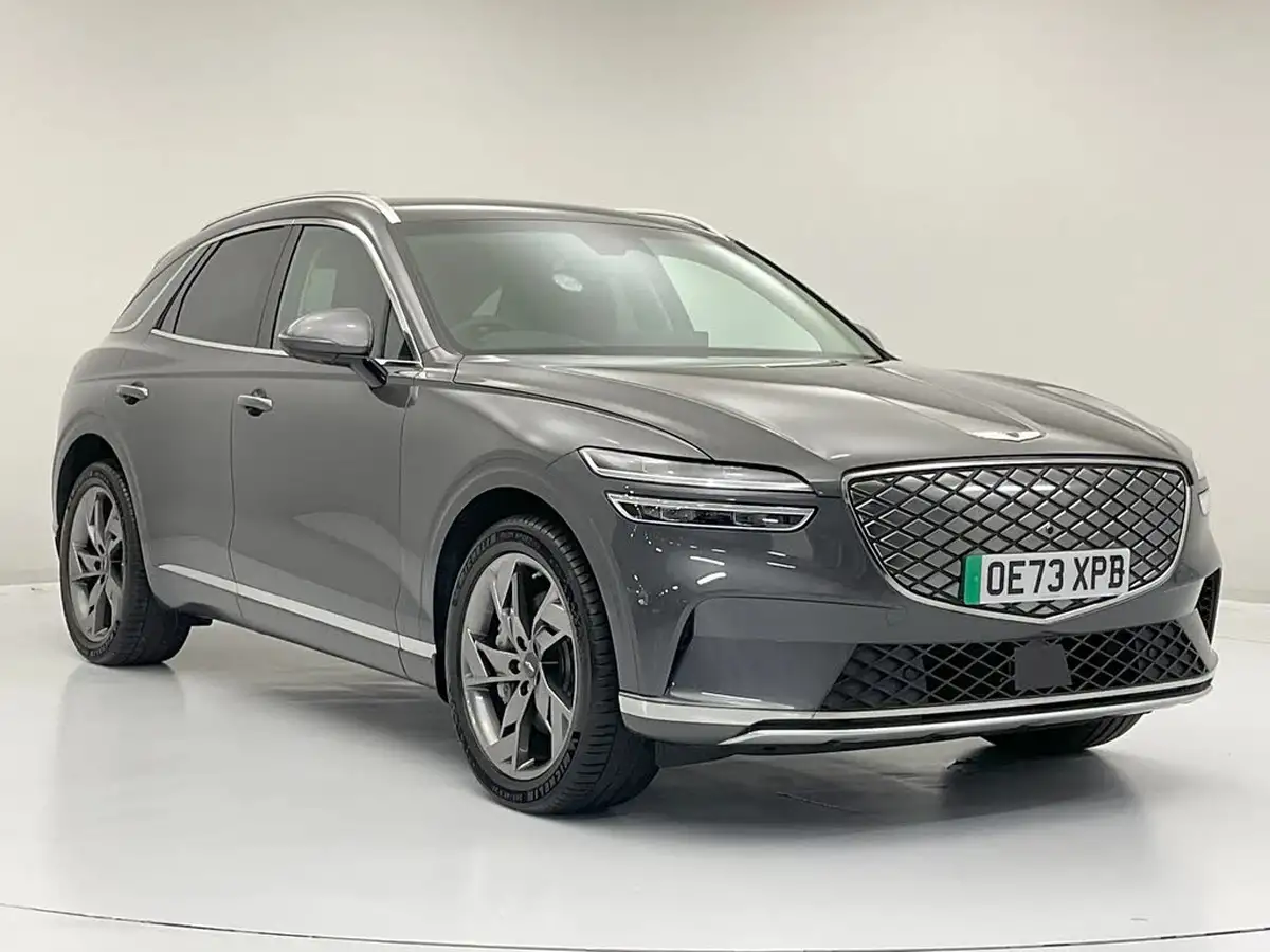 2023-genesis-gv70-e-sport-line-big-0