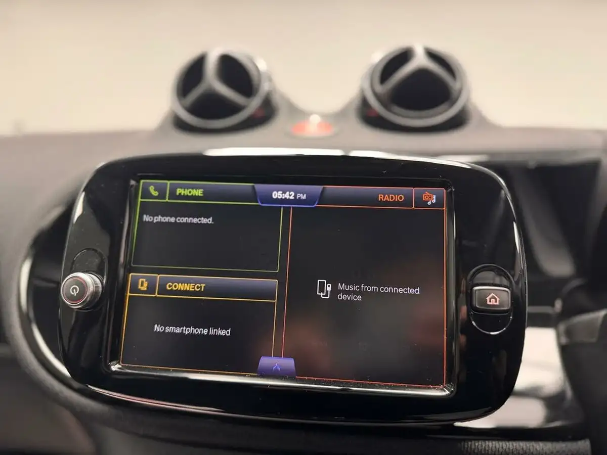 2020-smart-forfour-eq-prime-exclusive-big-17