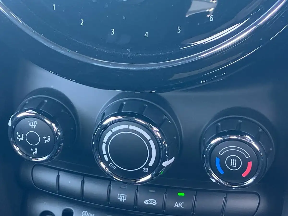 2021-mini-cooper-20-cooper-s-sport-hatchback-5d-big-11