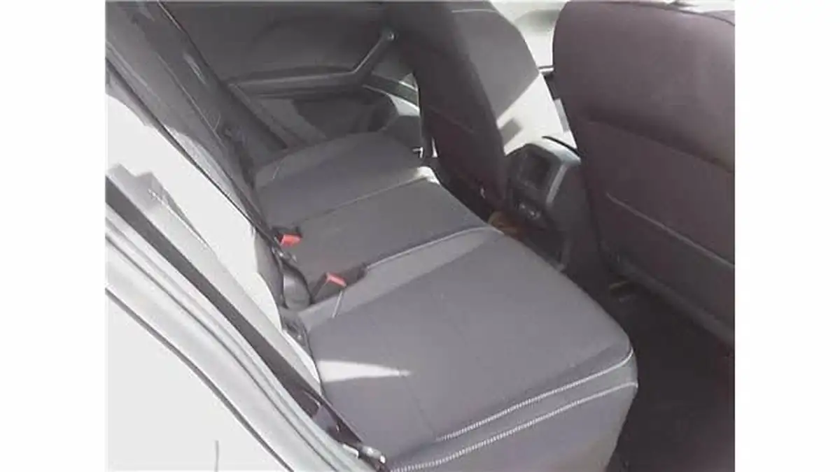 2023-volkswagen-t-cross-10-tsi-black-edition-110ps-big-13