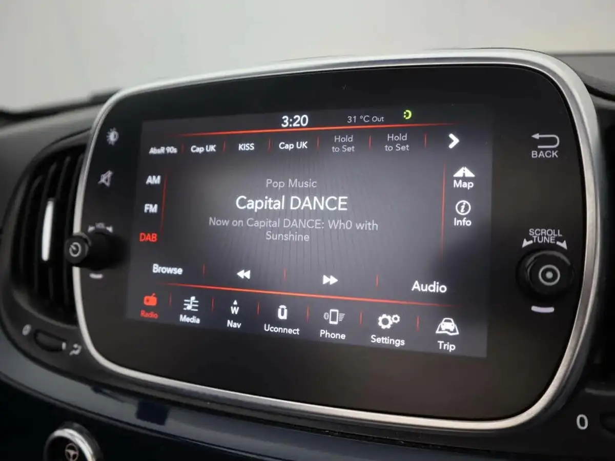 2021-fiat-500c-10-launch-edition-big-11