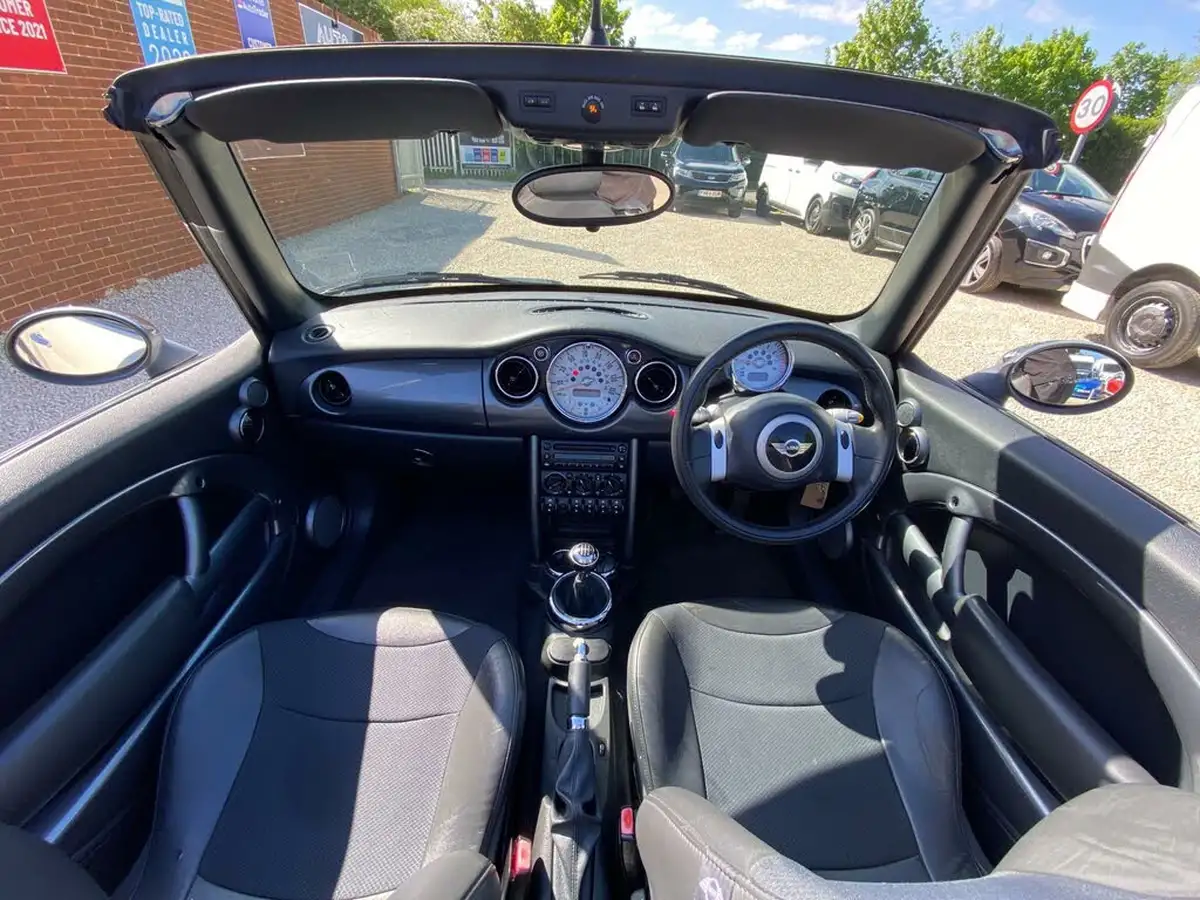 2007-mini-cooper-16-one-90bhp-convertible-2d-big-7