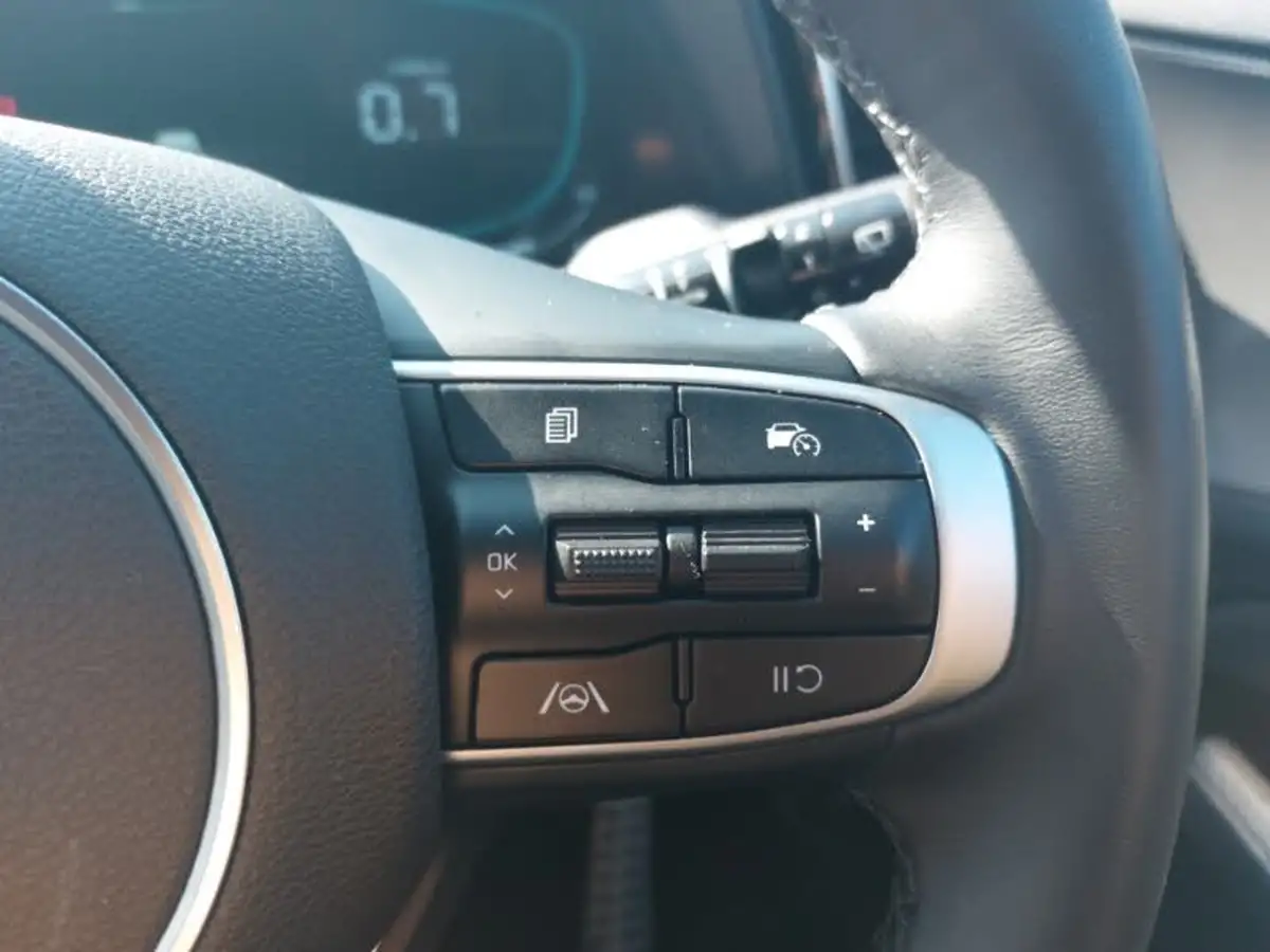 2024-kia-sportage-16-t-gdi-gt-line-157bhp-48v-big-12