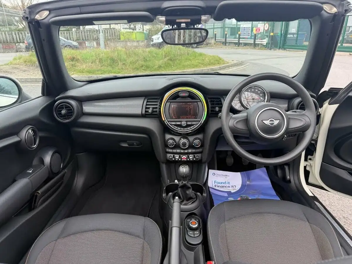 2017-mini-cooper-15-cooper-ss-convertible-2d-big-42