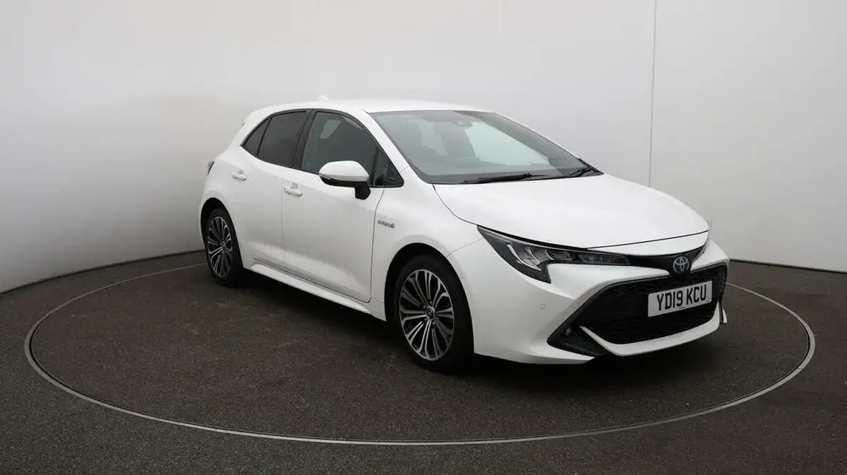 2019-toyota-corolla-18-vvt-i-design-trk-hatchback-5d-big-35