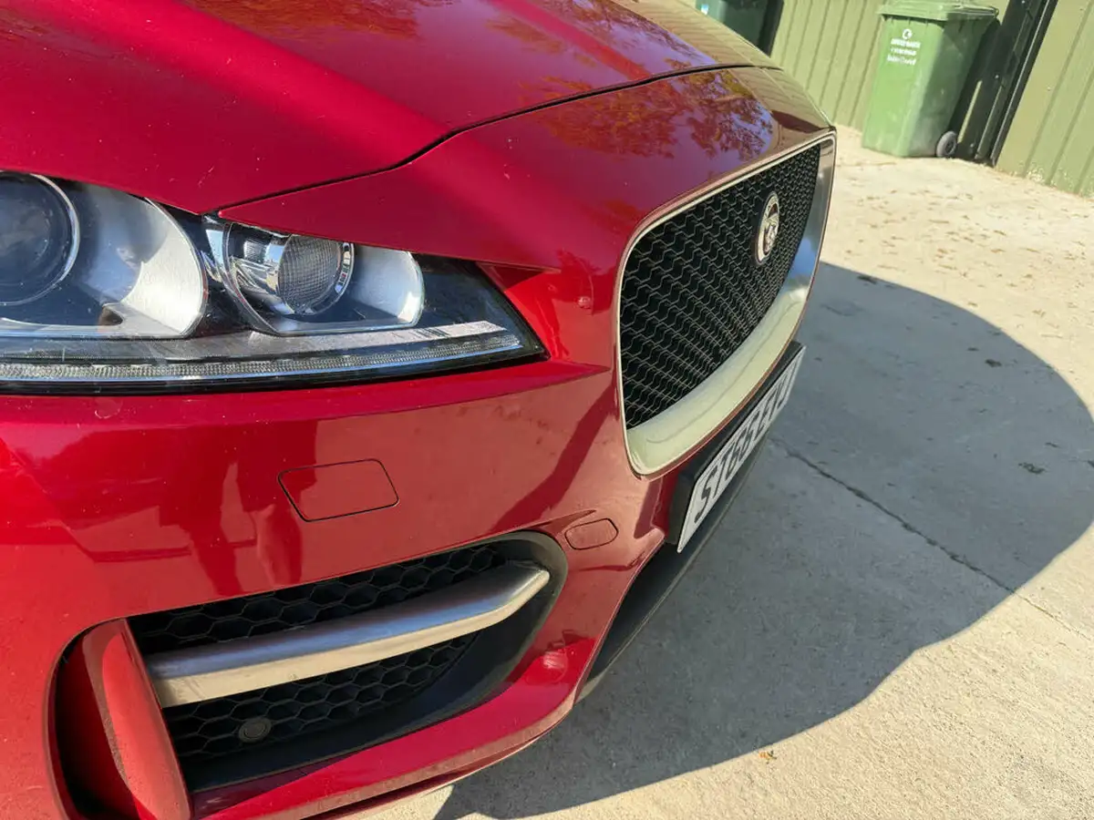2016-jaguar-f-pace-20-i4d-r-sport-awd-auto-big-28
