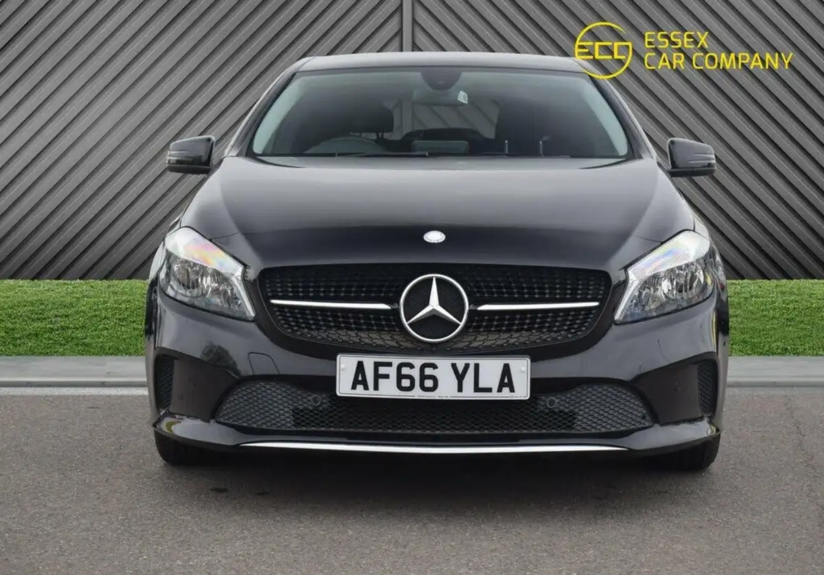 2016-mercedes-benz-a-class-15d-a180d-se-executivess-big-5