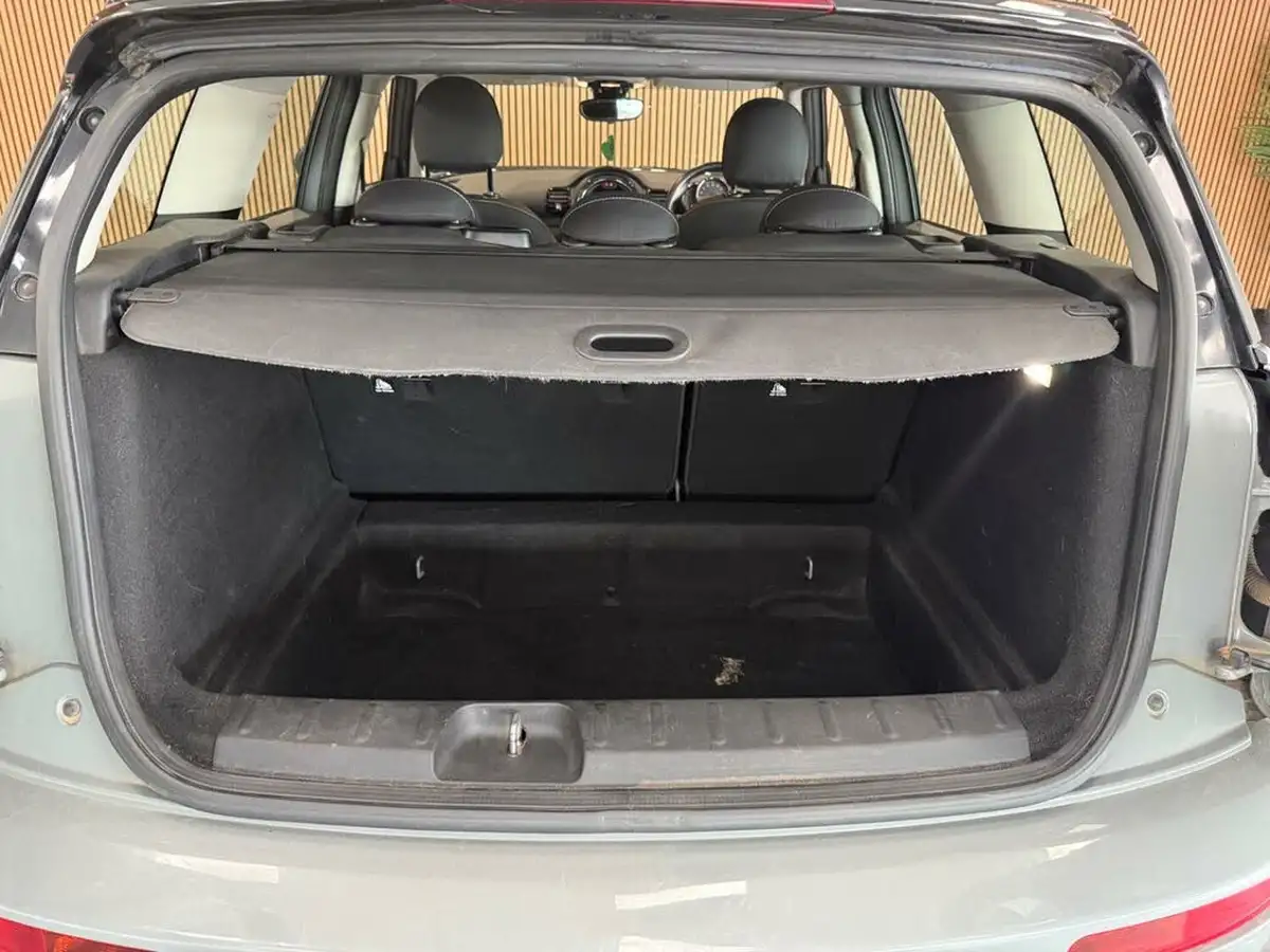 2017-mini-clubman-20td-cooper-d-black-ss-big-28
