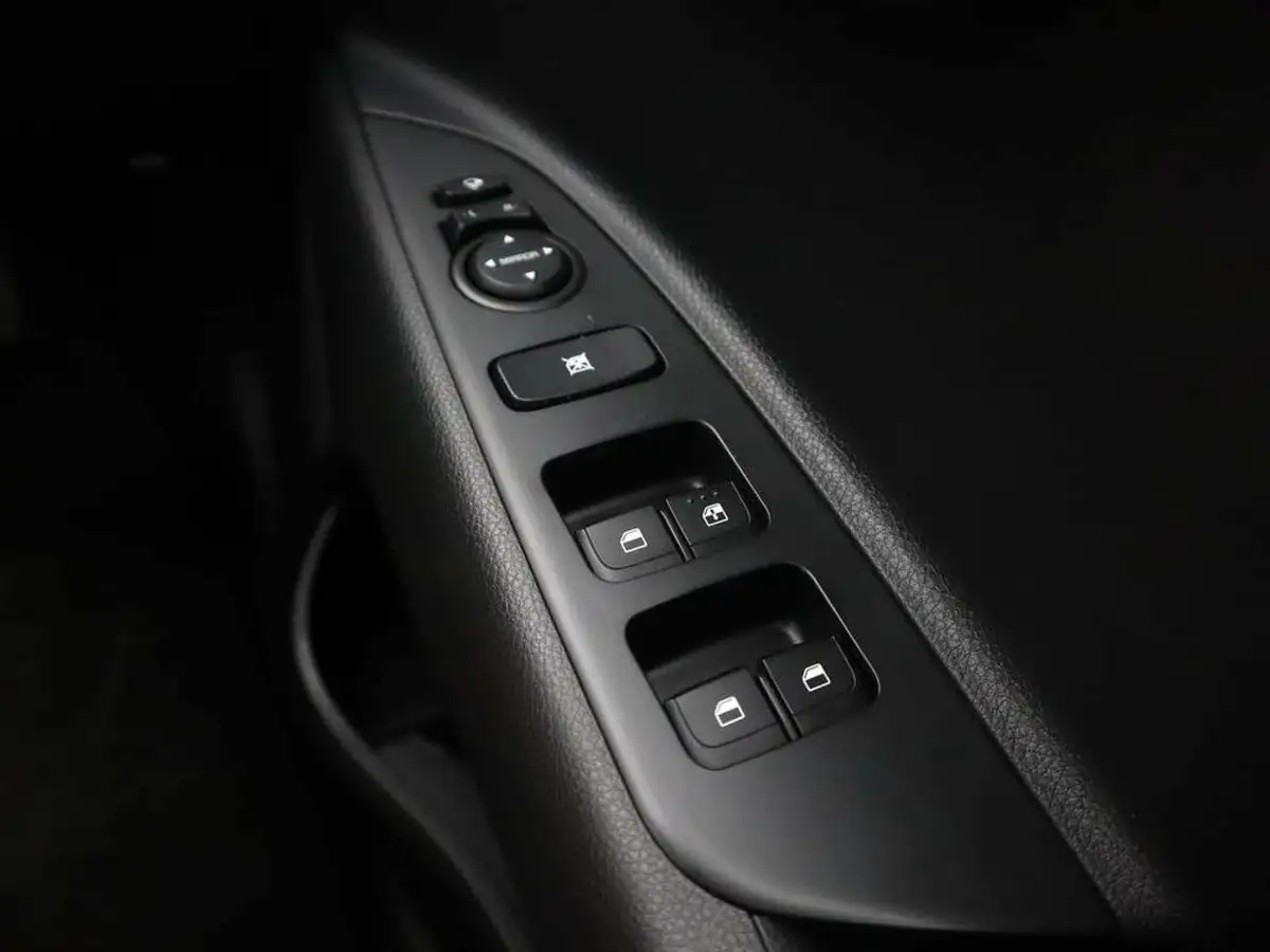 2022-kia-stonic-10-t-gdi-2-big-22