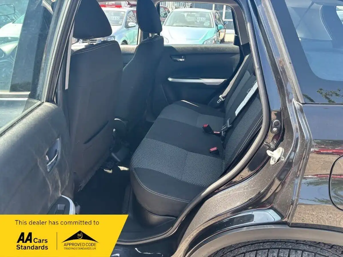 2017-suzuki-vitara-16-sz4-big-17