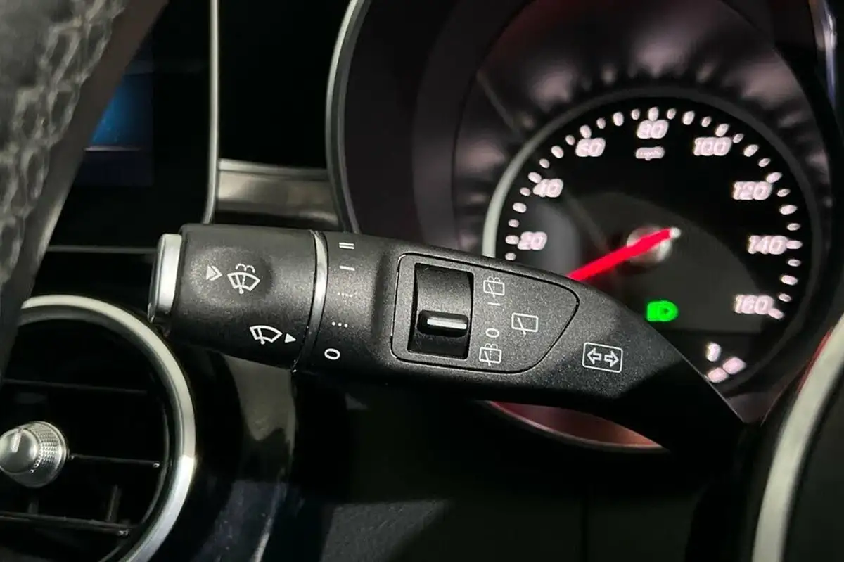 2019-mercedes-benz-c-class-15-c200-sport-ss-estate-5d-big-21