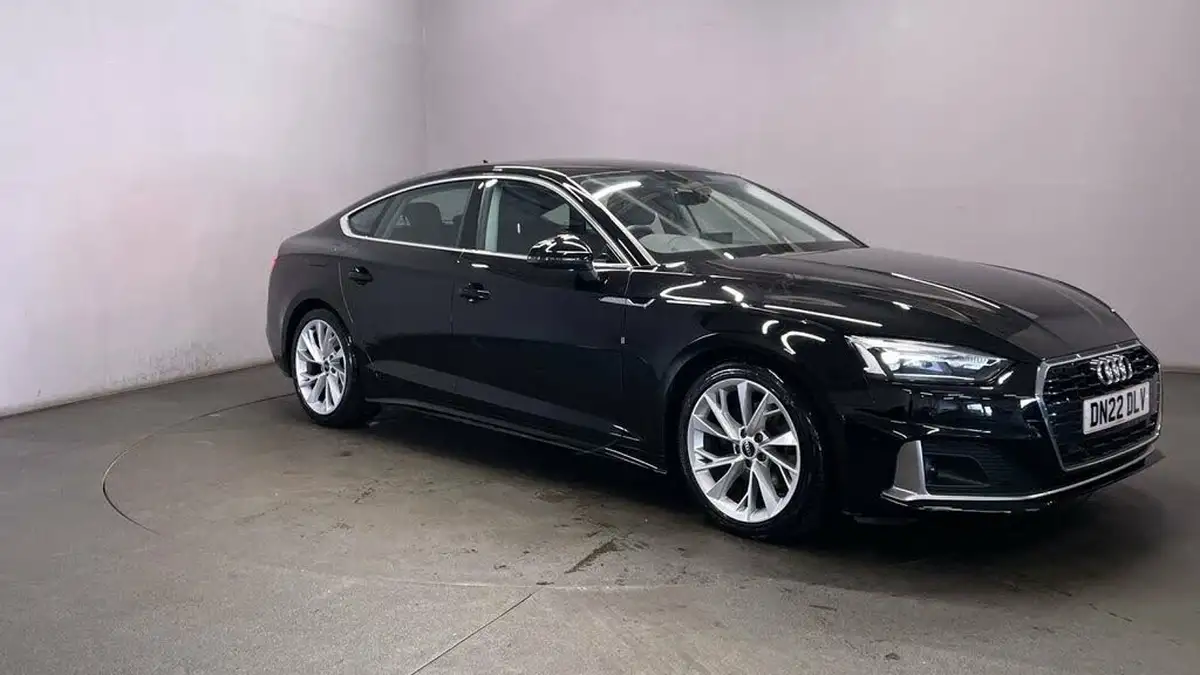 2022-audi-a5-20-35-tfsi-sportback-5d-big-10