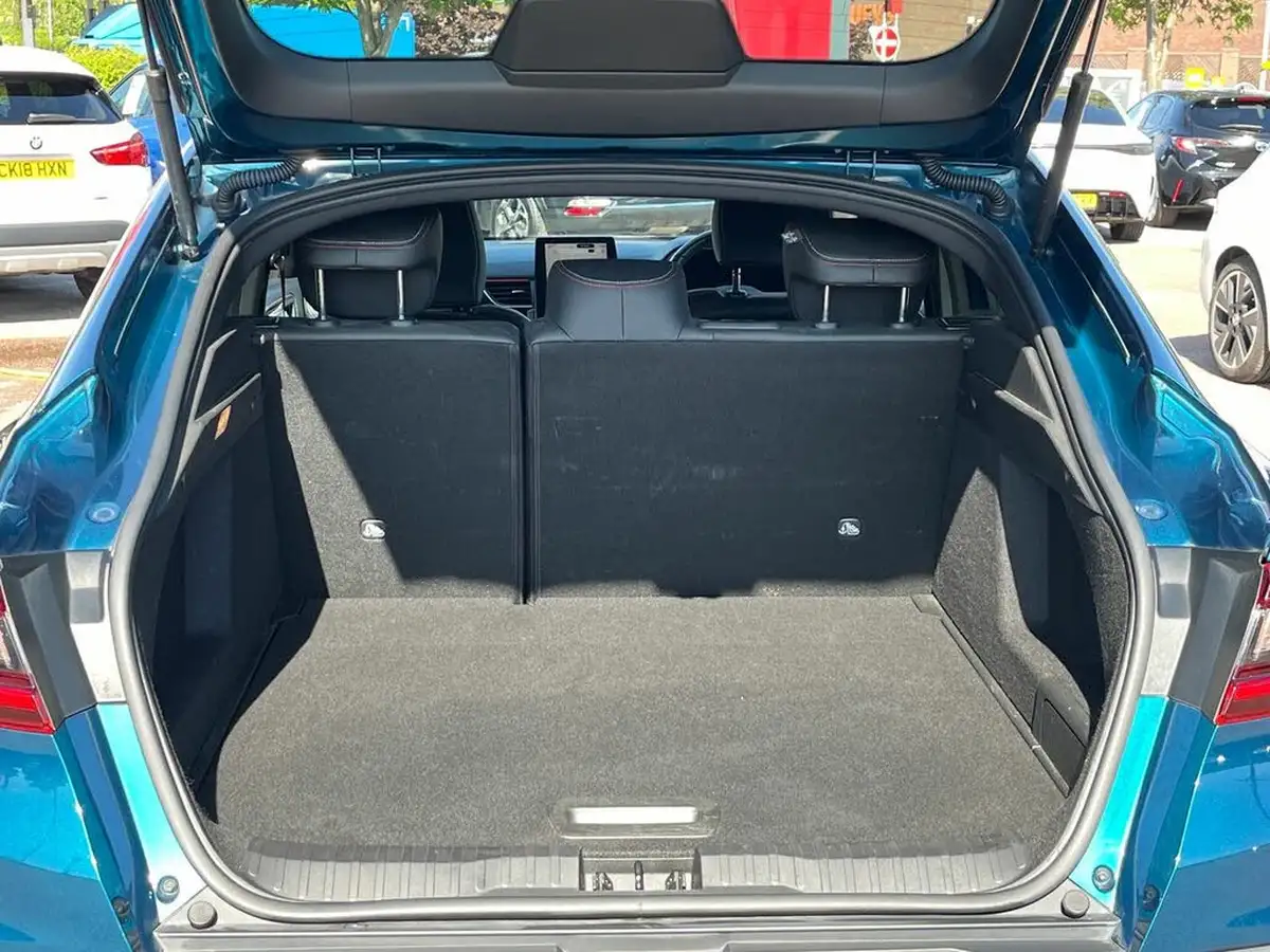 2022-renault-arkana-16-rs-line-big-9