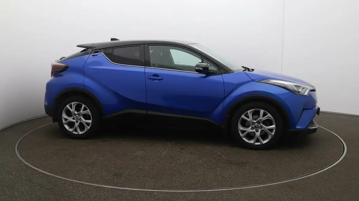 2018-toyota-c-hr-18-vvt-i-dynamic-big-40