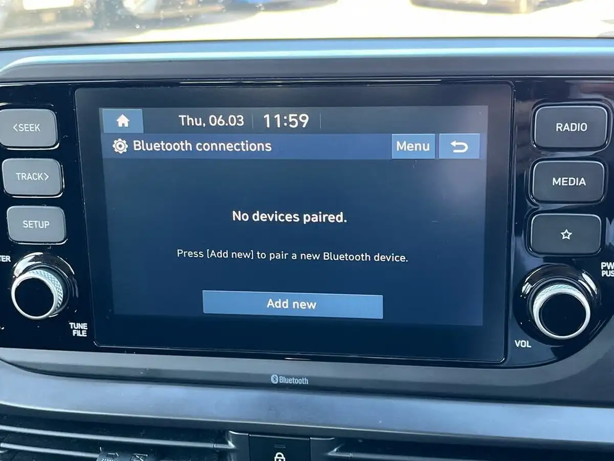 2022-hyundai-i20-10-t-gdi-se-connect-eclutch-imt-big-17
